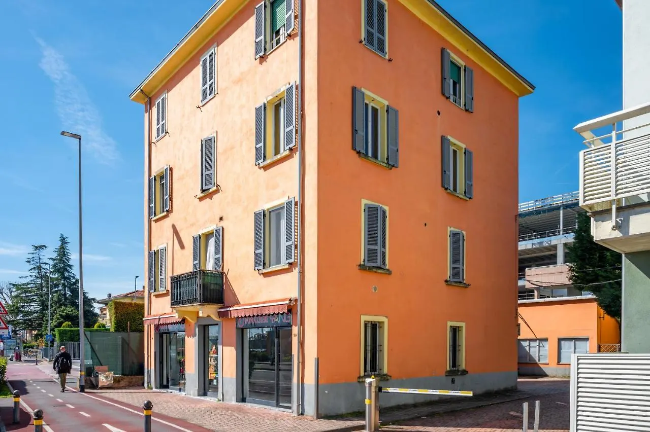 Parma Centro Torri Huge Apartment X6